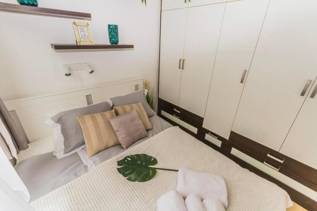 Trendy 2 Room Flat, Next To Corvin Mall Free Huge Garage! Ac,Dishwasher,Washmachine, Smart Tv บูดาเปสต์ ภายนอก รูปภาพ